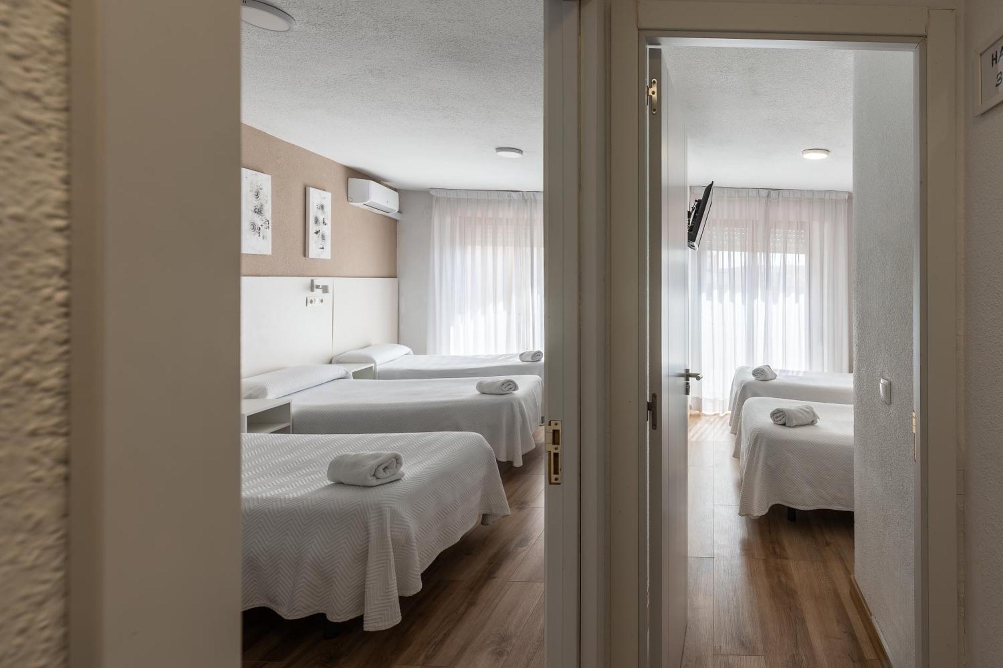 Hostal Gran Via Pinto Eksteriør bilde