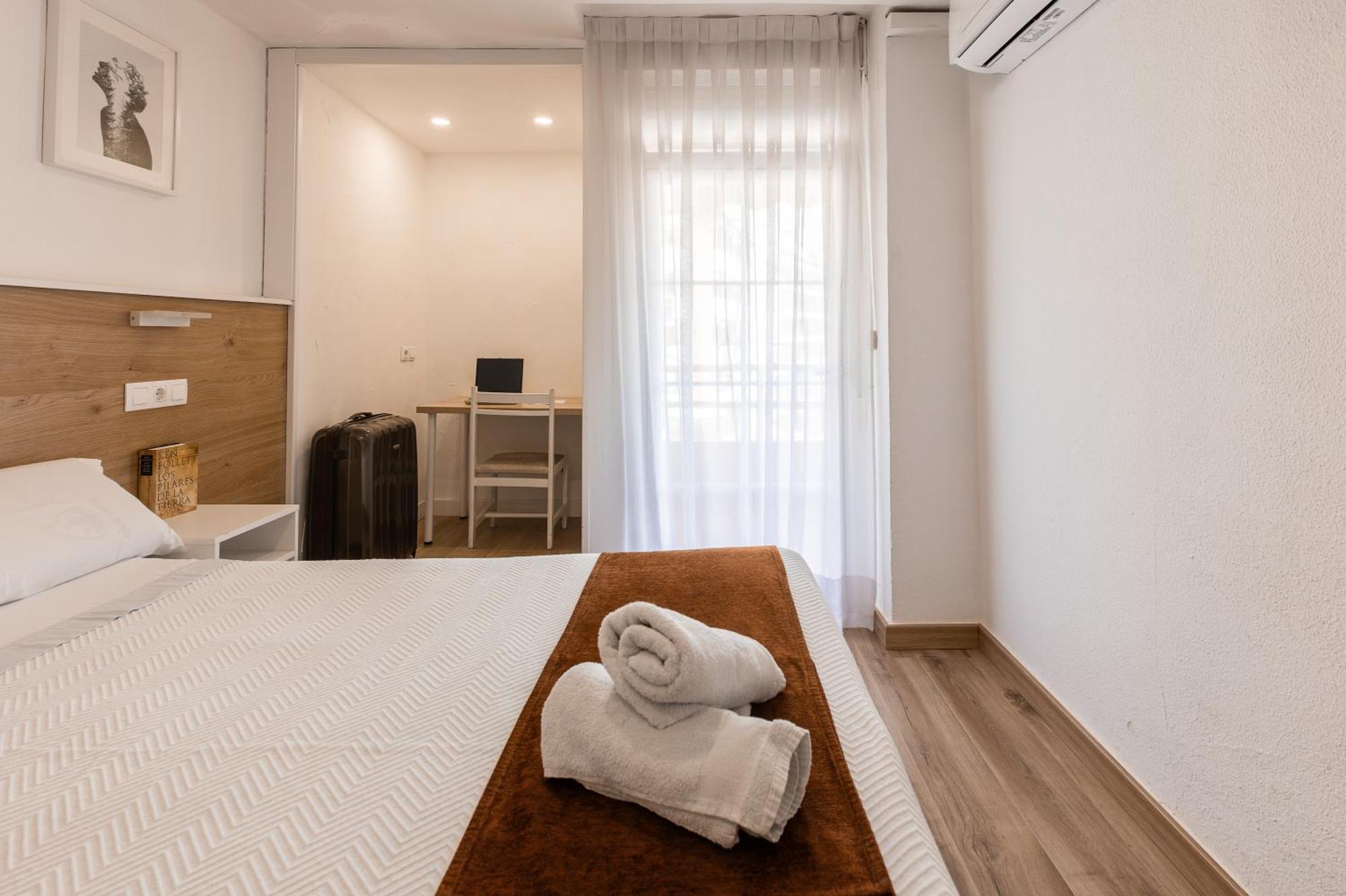 Hostal Gran Via Pinto Eksteriør bilde