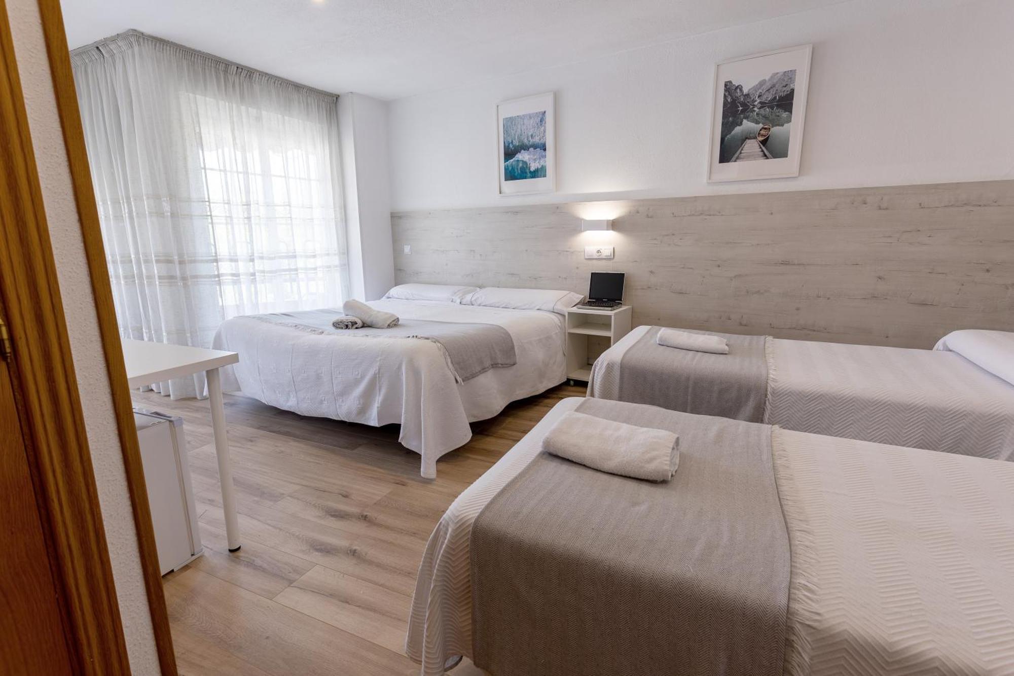 Hostal Gran Via Pinto Eksteriør bilde