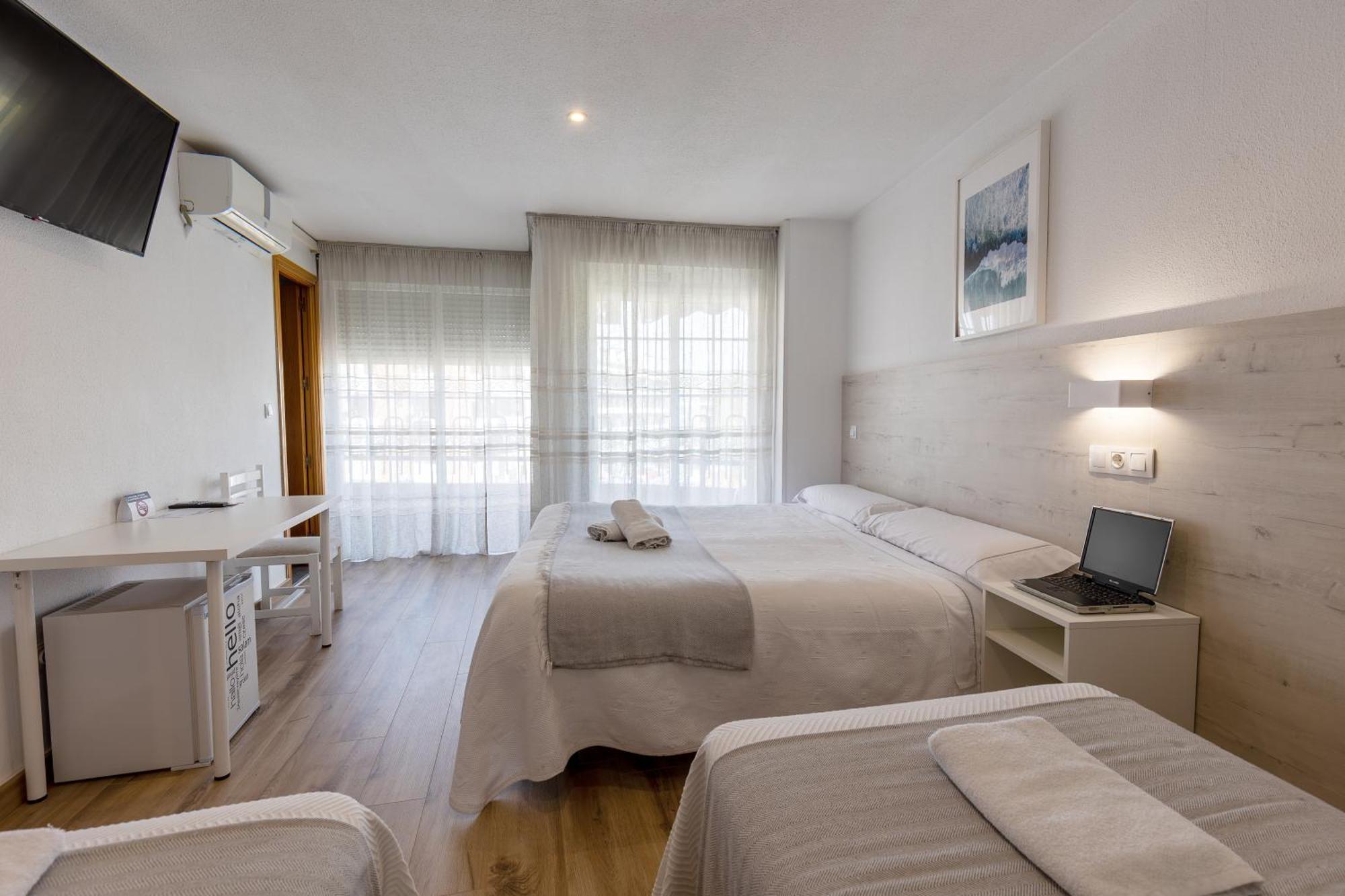Hostal Gran Via Pinto Eksteriør bilde